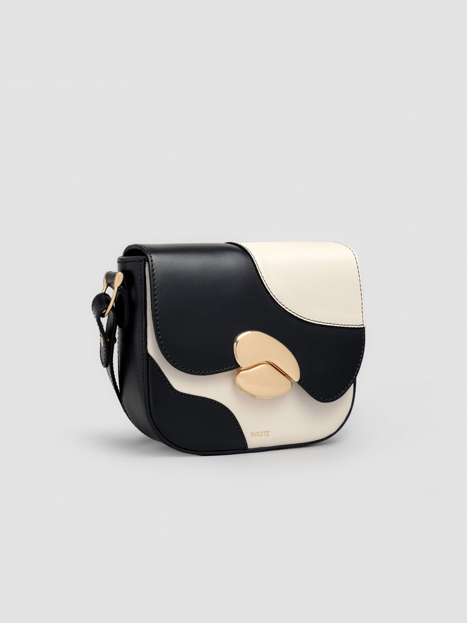 White &amp; Black FRANKIE Handbag