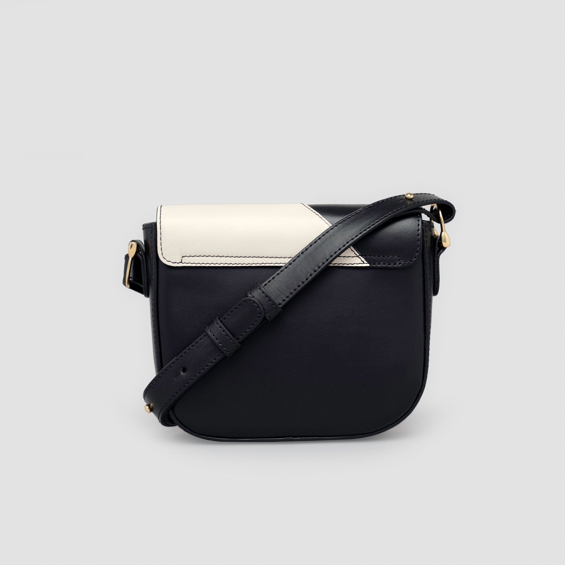 White &amp; Black FRANKIE Handbag